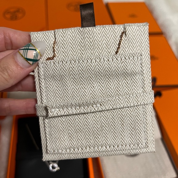 Hermès Mini Pop H pendant . - Picture 6 of 11